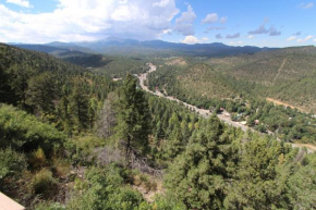  Crown Point Owners Association, a VRI resort  Руидозо